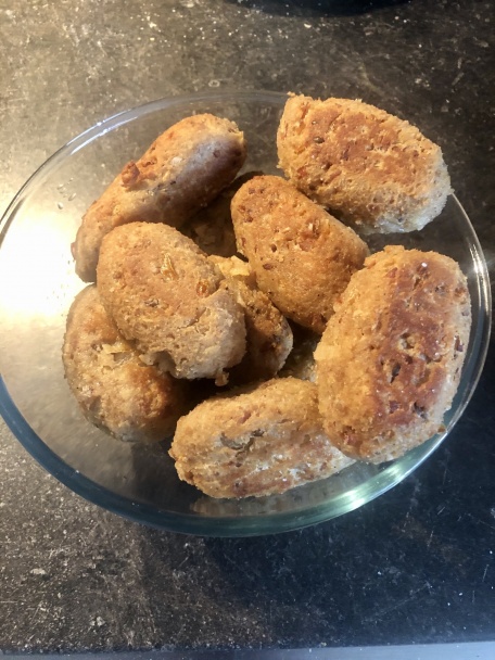 Niečo ako fašírky zo starých rožkov (fotorecept) - obrázok 18