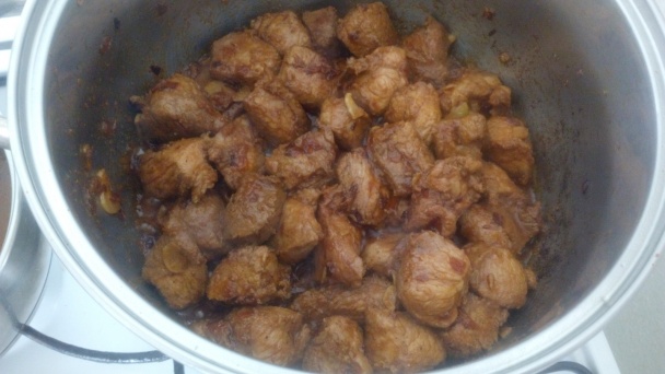 Marinované bravčové pliecko dusené na cesnaku (fotorecept) - obrázok 5