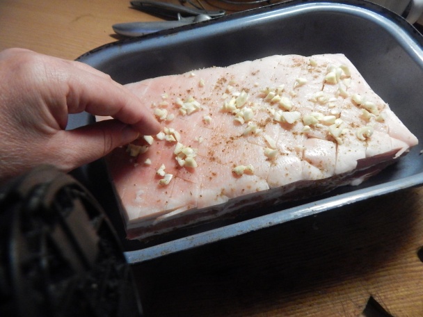 Pečený bôčik s cibuľou (fotorecept) - obrázok 1