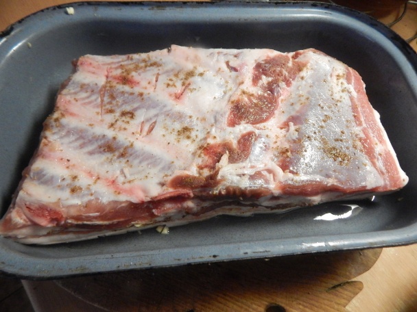 Pečený bôčik s cibuľou (fotorecept) - obrázok 2