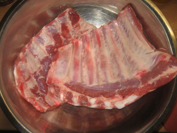 Pečené rebrá z pivovej marinády (fotorecept) - obrázok 1