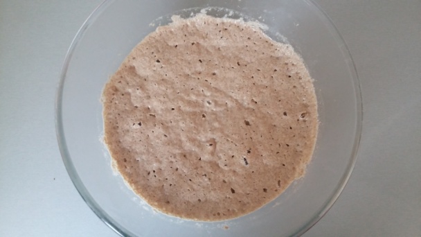 Chrumkavý špaldovo-ražný kváskový chlebík (fotorecept) - obrázok 2