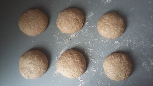 Špaldové celozrnné kváskové bagle (fotorecept) - obrázok 3