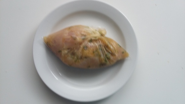 Zeleninový šalát s kuracím mäsom dvoch chutí (fotorecept) - obrázok 3