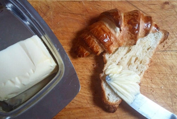 Maslové croissanty kváskové (fotorecept) - obrázok 14