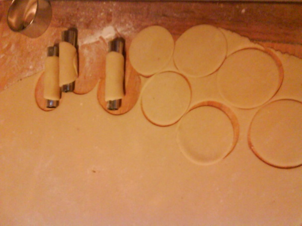 Medové rúrky s karamelovým krémom (fotorecept). - obrázok 2