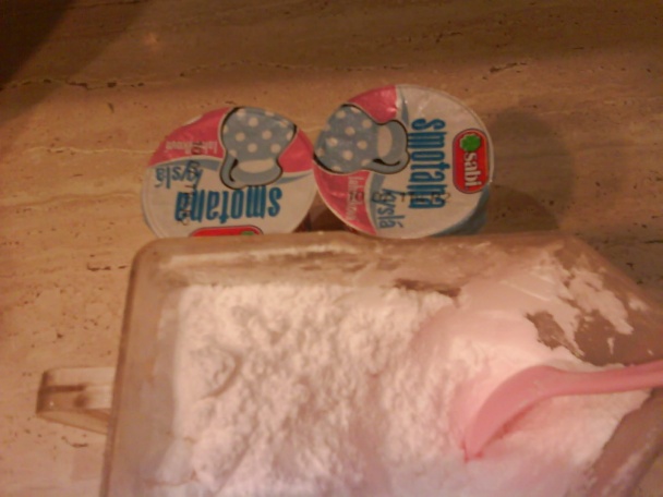 Jogurtový kelímkový koláč s ovocím (fotorecept) - obrázok 4