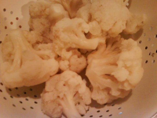 Karfiolový šalát s mramorovaným vajíčkom (fotorecept) - obrázok 1