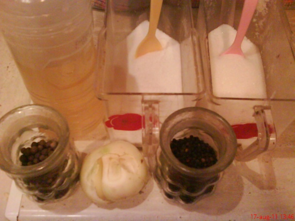 Cuketa - uhorky v sladkokyslom náleve (fotorecept) - obrázok 2