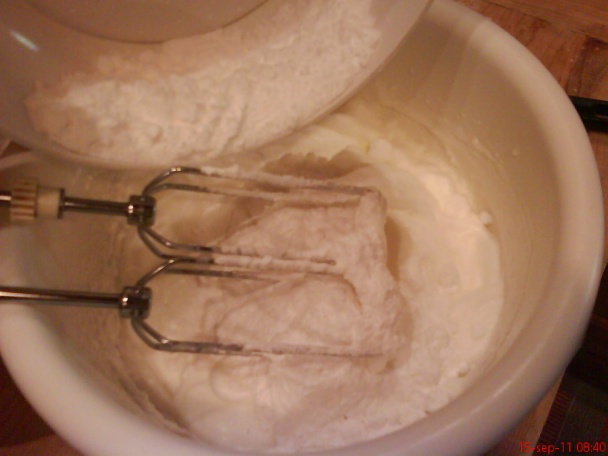 Kokosové rezy so žĺtkovou polevou (fotorecept) - obrázok 6