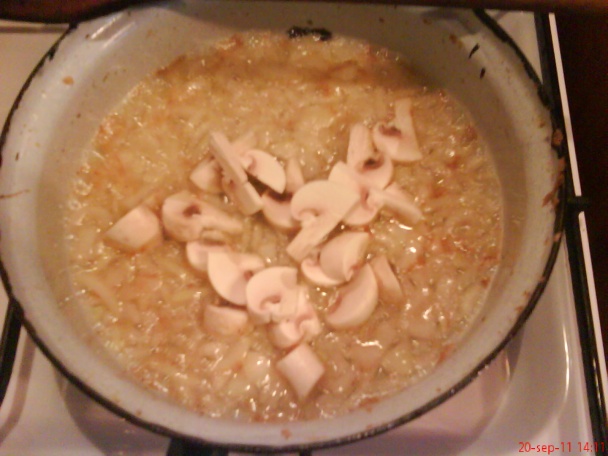 Papcún z hubami a škvarkami (fotorecept) - obrázok 3