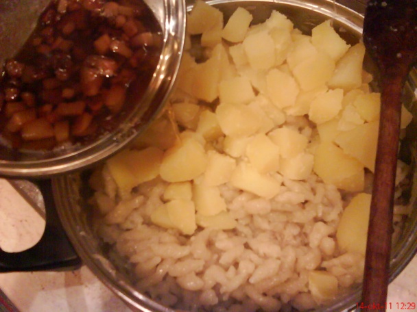 Halušky s kyslú-kvašnú kapustú po našom (fotorecept) - obrázok 7