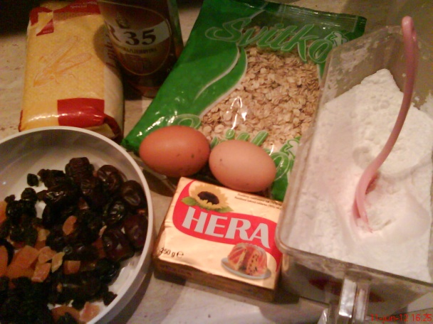 Sušienky s ovsených vločiek so sušeným ovocím.(fotorecept) - obrázok 1