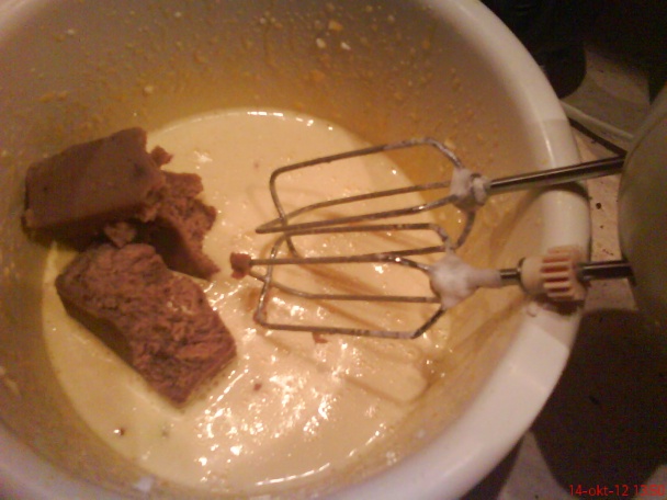 Gaštanové rezy s čokoládovou plnkou (fotorecept). - obrázok 1