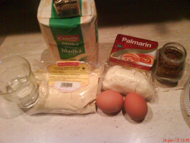 Bryndzovo - kukuričné pagáčiky so semienkami (fotorecept) - obrázok 1