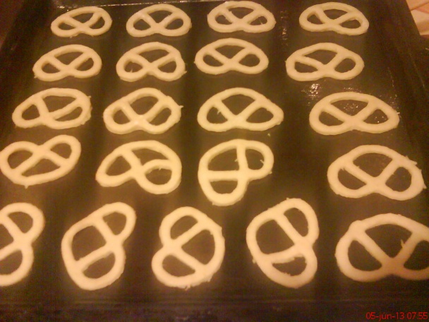 Ruské keksy - praclíky (fotorecept) - obrázok 4