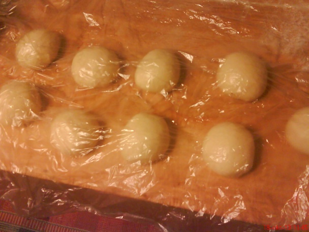 Škoricové klbká s plnkou (fotorecept) - obrázok 6