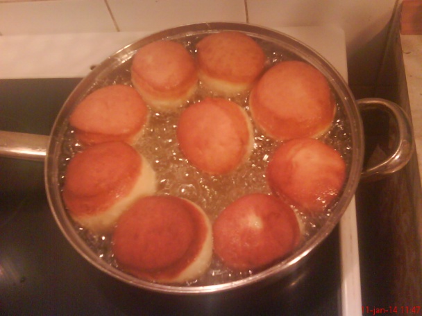 Pampušiky plnené lekvárom (fotorecept) - obrázok 13