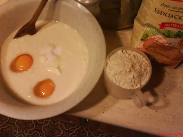 Celozrnné palacinky na kyslom mlieku s tvarohom (fotorecept) - obrázok 1