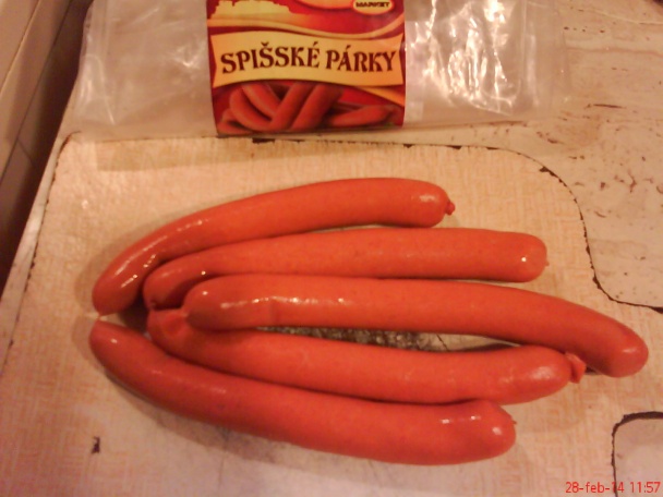 Kyslá polievka s párkom (fotorecept) - obrázok 3