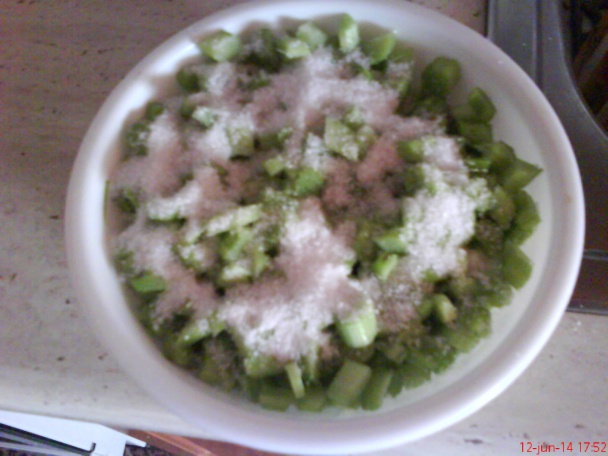 Kakaový koláč s rebarborou (fotorecept) - obrázok 1