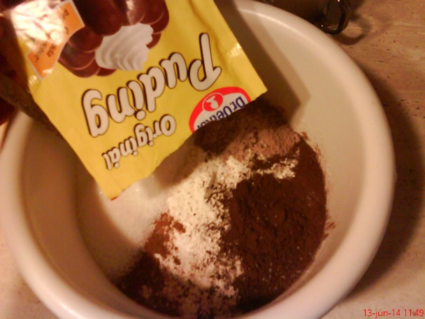 Kakaový koláč s rebarborou (fotorecept) - obrázok 2