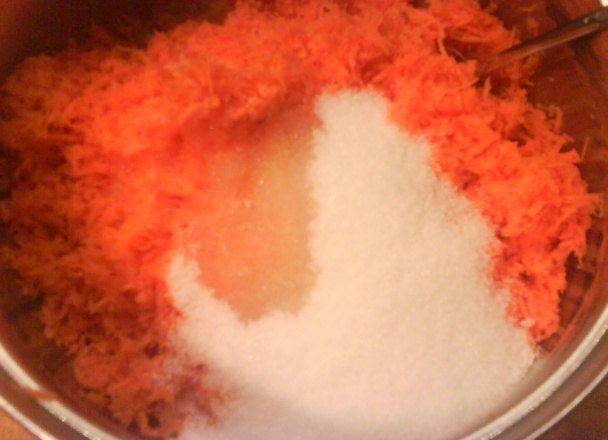 Zemiakový koláčik s mrkvovou plnkou (fotorecept) - obrázok 2