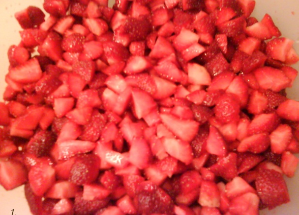 Jahodový džem s celými plodmi (fotorecept) - obrázok 2