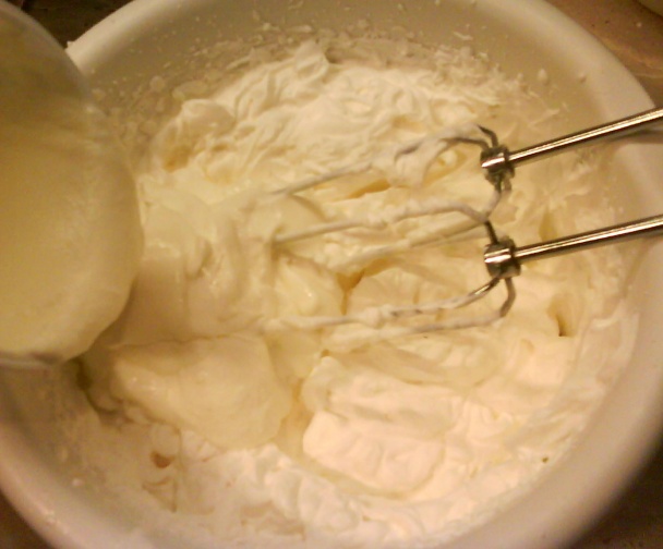 Jahodová nepečená tortička (fotorecept) - obrázok 5