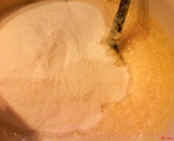 Syrové, škvarkové slimáky z kysnutého zemiakového cesta (fotorecept) - obrázok 3