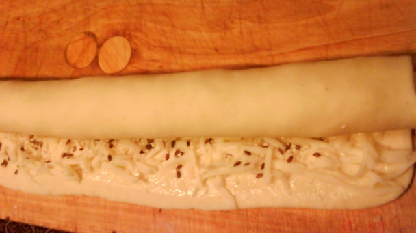 Syrové, škvarkové slimáky z kysnutého zemiakového cesta (fotorecept) - obrázok 10