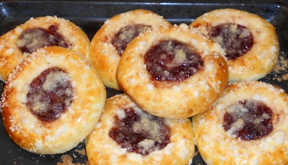 Koláčiky z tvarohového kysnutého cesta (fotorecept) - obrázok 7