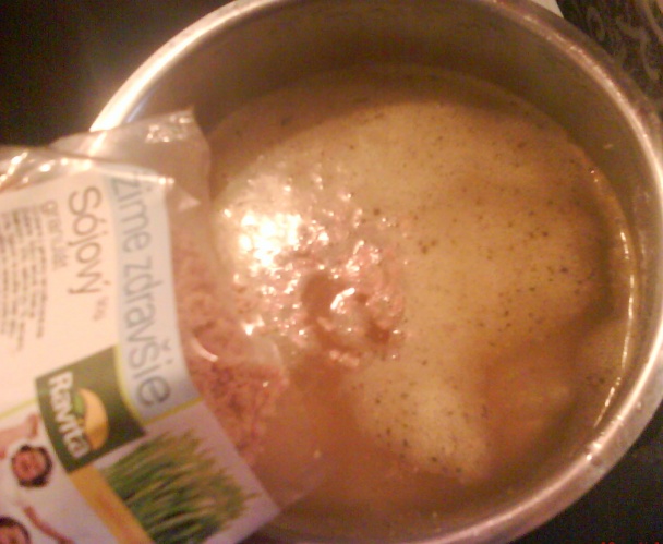 Cesnaková polievka so sójou (fotorecept) - obrázok 1