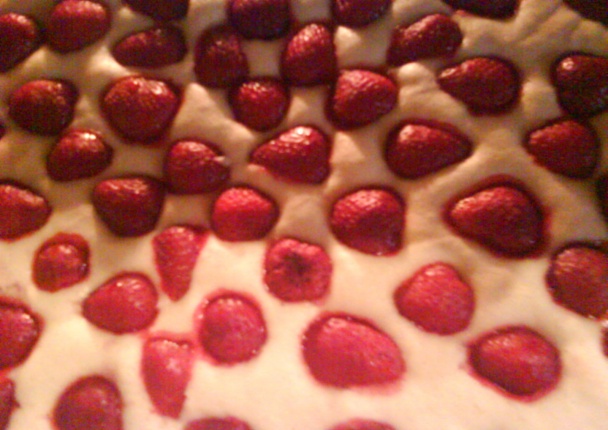 Jahodový hrnčekový koláč (fotorecept) - obrázok 4