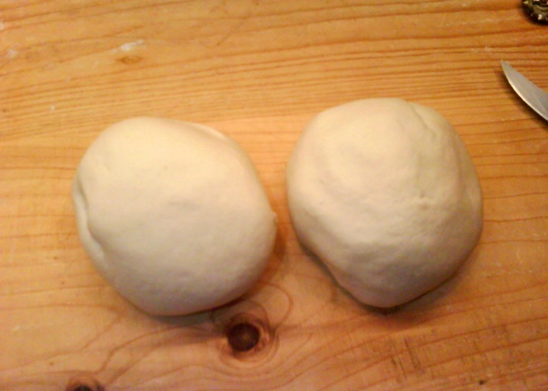 Rýchle a chutné cesto na pizzu bez kysnutia (fotorecept) - obrázok 3