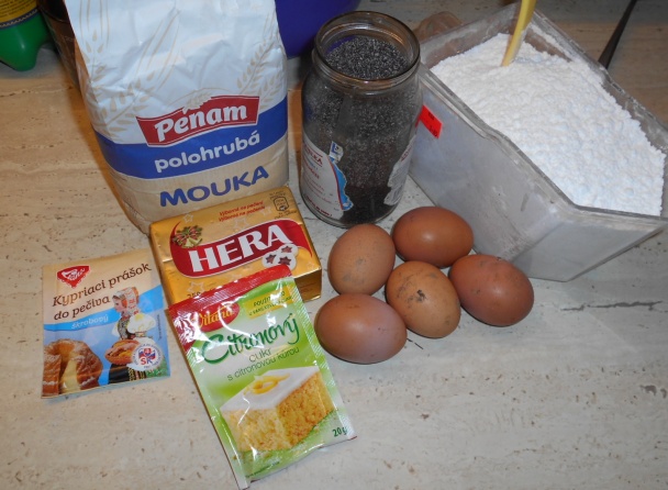 Burgenlandská maková bábovka (fotorecept) - obrázok 1