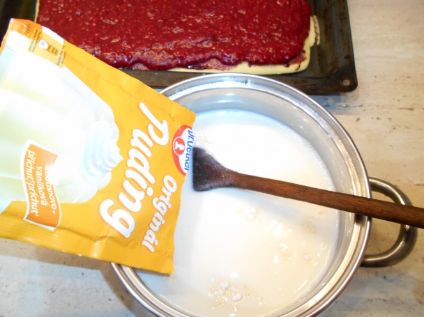 Višňovo-smotanové rezy (fotorecept) - obrázok 3