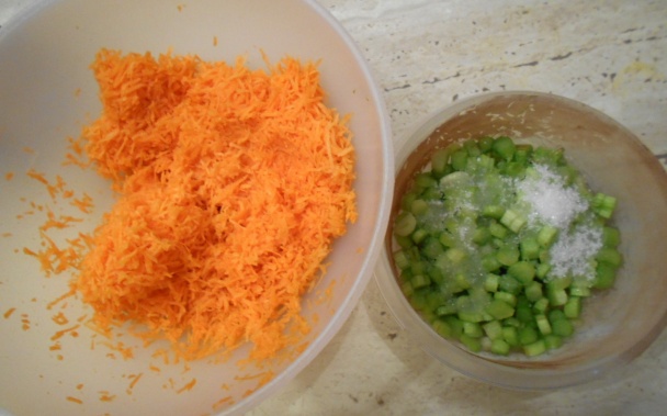 Mrkvovo-rebarborový zákusok (fotorecept) - obrázok 1