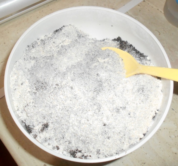 Tvarohový makovec s višňami (fotorecept) - obrázok 4