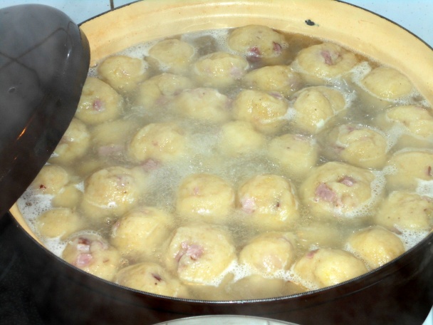 Zemiakové guľky s údenou šunkou (fotorecept) - obrázok 6