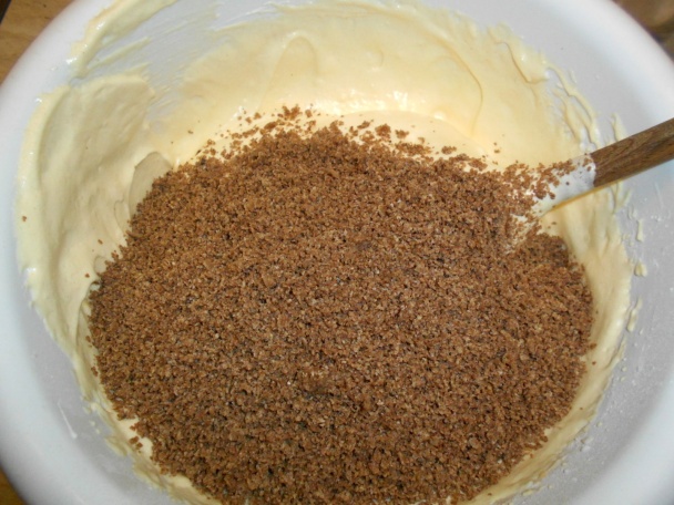 Makové rezy s vanilkovo-ovocnou plnkou (fotorecept) - obrázok 4