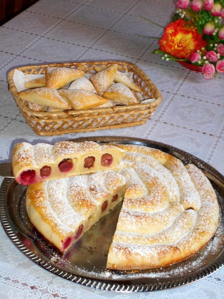 Višňovo-čerešňový točený koláč (fotorecept) - obrázok 6