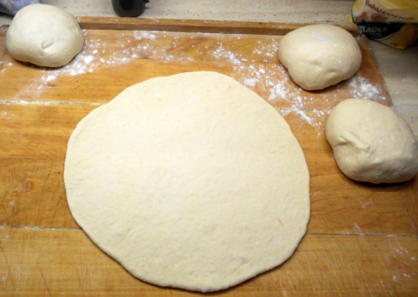 Jednoduché cesto na domácu pizzu (fotorecept) - obrázok 5