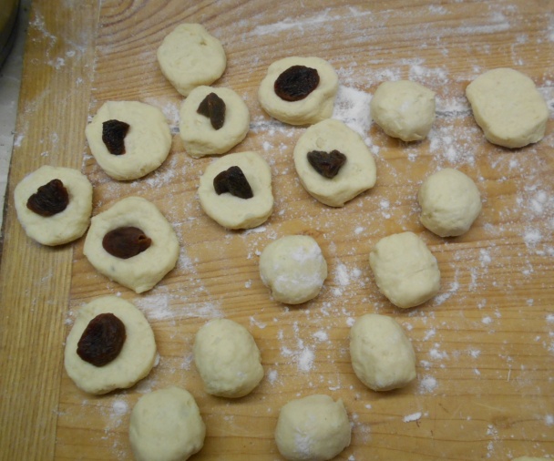 Slivkové gombóce starej mamy zo zemiakového cesta (fotorecept) - obrázok 3