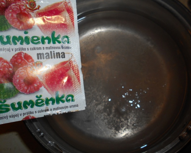 Svieži malinový zákusok s parížskou šľahačkou (fotorecept) - obrázok 2