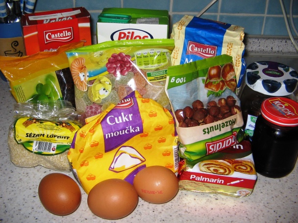 Čokoládovo-sezamový koláčik - obrázok 1