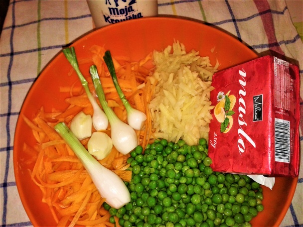 Polievka hrášková s mrkvou na kyslo (fotorecept) - obrázok 1