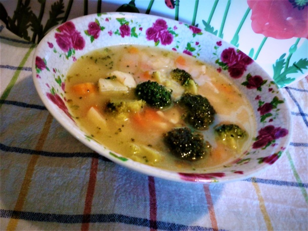 Brokolicová polievka s gorgonzolou - obrázok 1