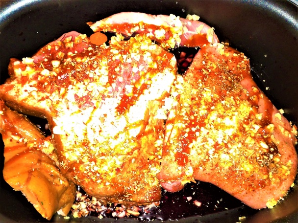 Pochúťka z bravčových kolien (fotorecept) - obrázok 1