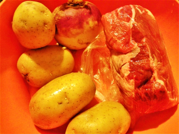 Hromničné kyslé zemiaky s mäsom (fotorecept) - obrázok 1